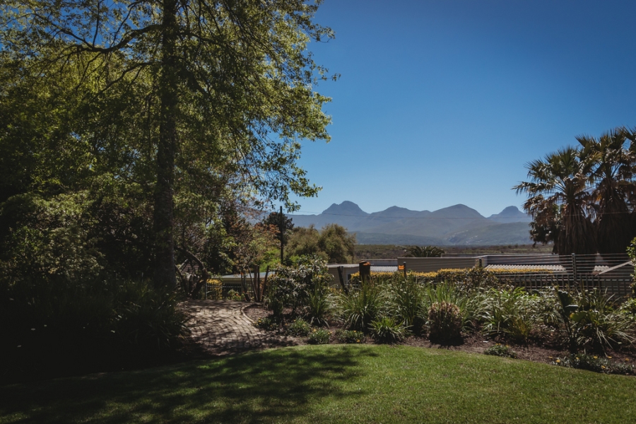 5 Bedroom Property for Sale in Glenwood Western Cape